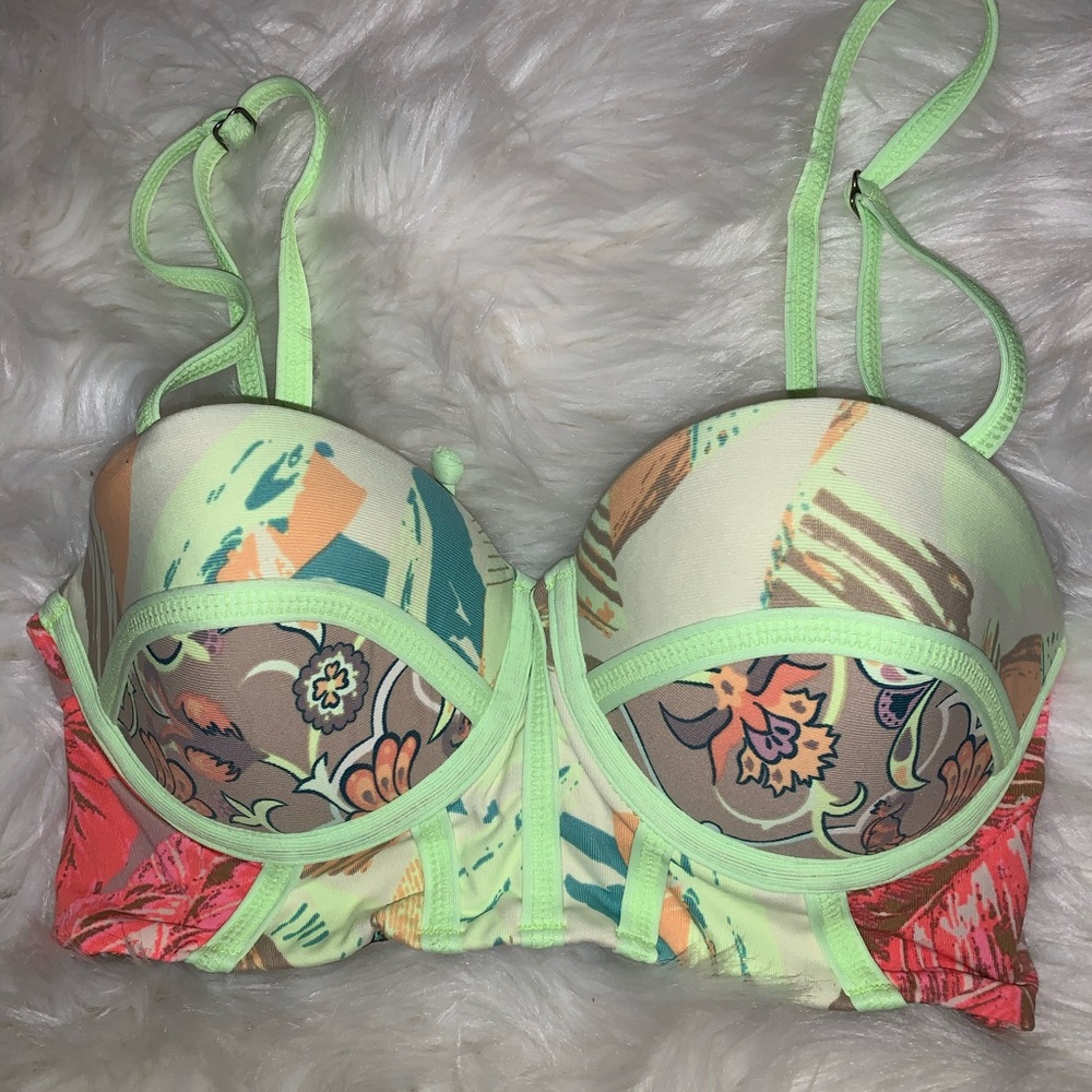 Maaji bikini top- size medium